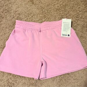 Lululemon soft stream hr shorts vita pink